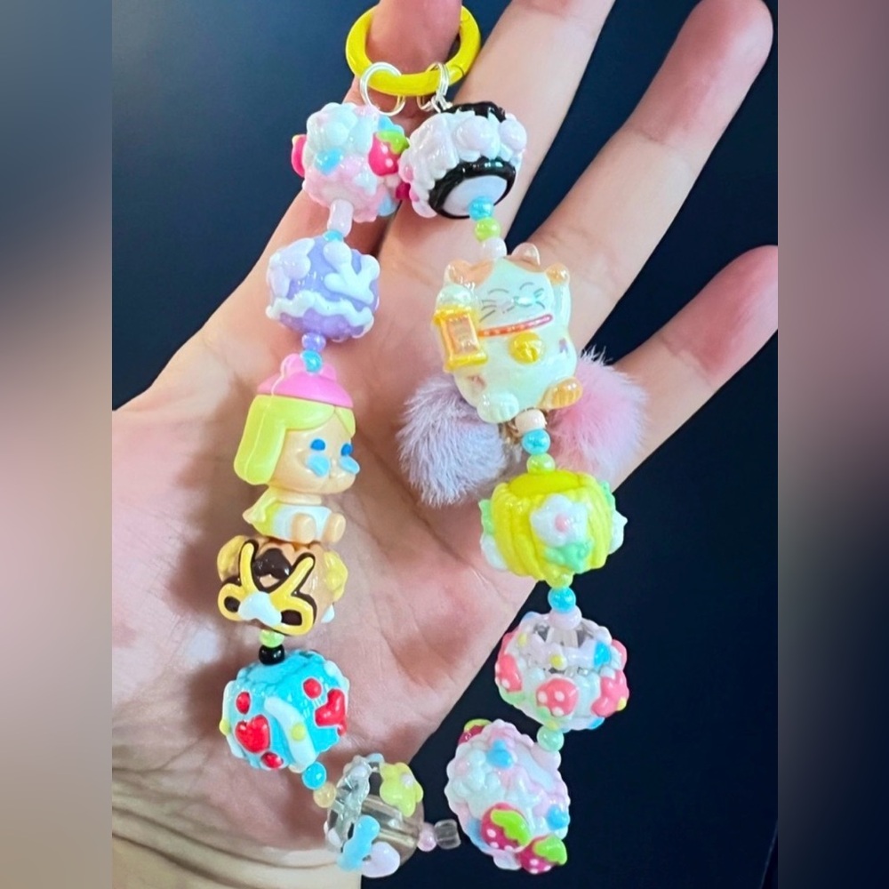❤️Colorful Beaded with Crybaby Charm Keychain